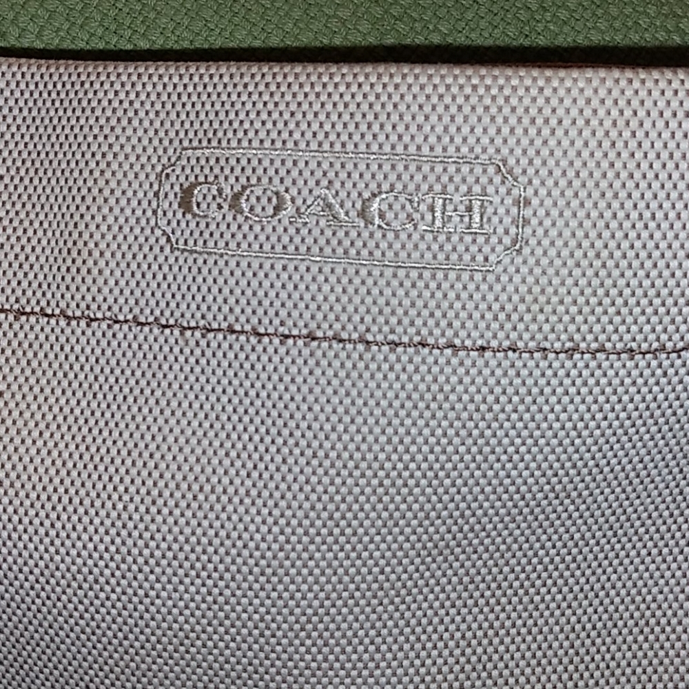 COACH PURSE SSSUUPER CUTE 🍋 - Picture 3 of 6